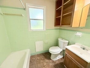 6010 Sewell St in Pensacola, FL - Building Photo - Building Photo