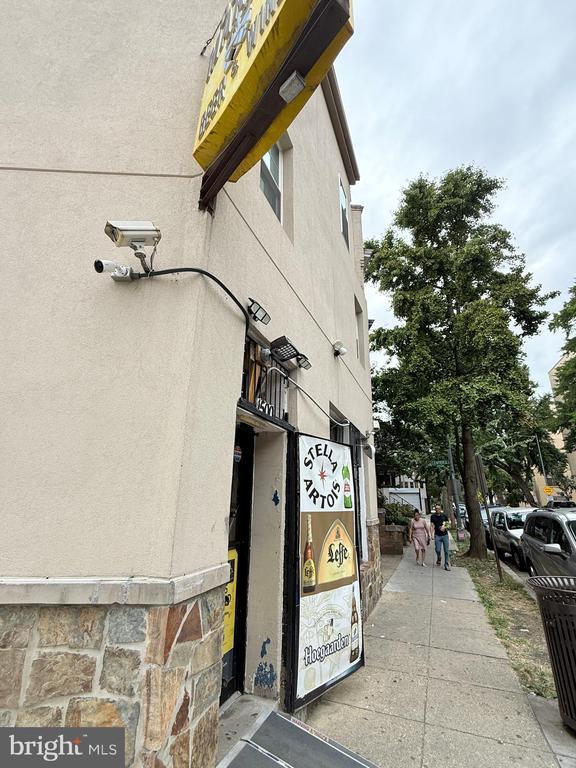 property at 1500 Ogden St NW