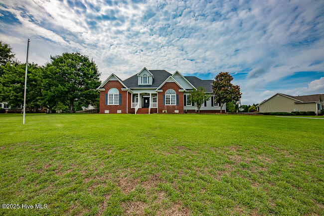 112 Pebblebrook Dr in New Bern, NC - Building Photo - Building Photo