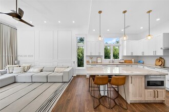 918 Santiago St in Coral Gables, FL - Building Photo - Building Photo