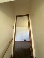 1839 Pennsylvania Ave, Unit 1 in West Mifflin, PA - Building Photo