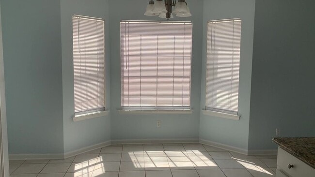 2233 Blakers Blvd in Bluffton, SC - Foto de edificio - Building Photo