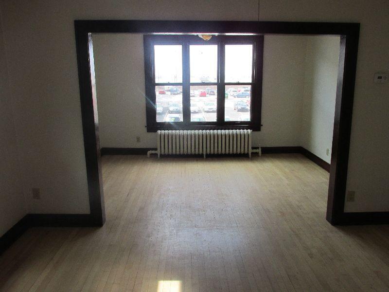 5118 S Packard Ave-Unit -UF in Cudahy, WI - Building Photo