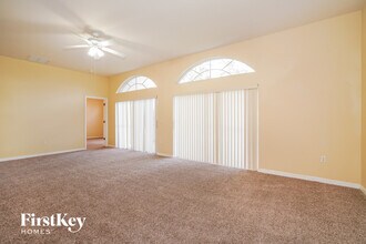 4693 Huron Bay Cir in Kissimmee, FL - Building Photo - Building Photo