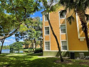 2120 W Preserve Way in Miramar, FL - Building Photo - Building Photo