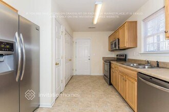 404 Morningside Rd in Charlotte, NC - Foto de edificio - Building Photo