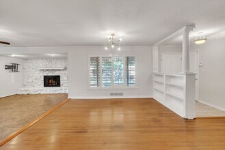 5230 S Marion Ave in Tulsa, OK - Building Photo - Building Photo