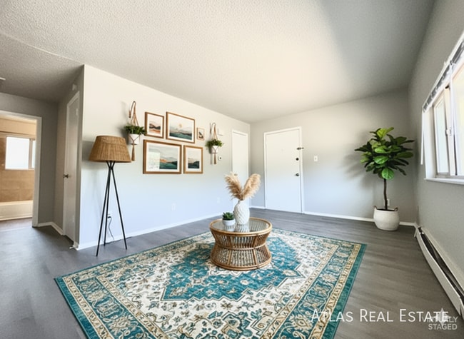 property at 4319 Dewey Dr