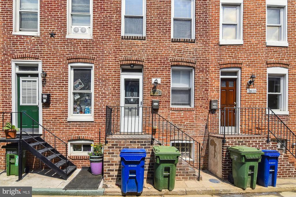 1609 Olive St in Baltimore, MD - Building Photo