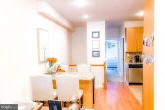 2339 Catharine St-Unit -1 in Philadelphia, PA - Building Photo - Building Photo