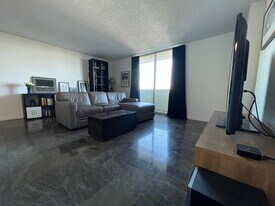3000 Coral Way, Unit 609 in Coral Gables, FL - Building Photo