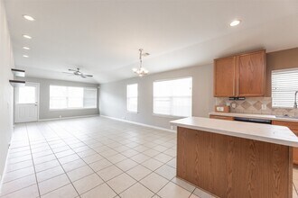 16522 Grenada Falls Dr in Houston, TX - Building Photo - Building Photo