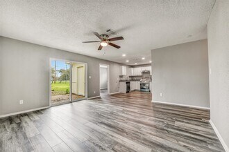 405 Cherry St in La Marque, TX - Foto de edificio - Building Photo