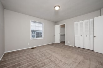 Park Lane Apartments in Carmel, IN - Building Photo - Interior Photo