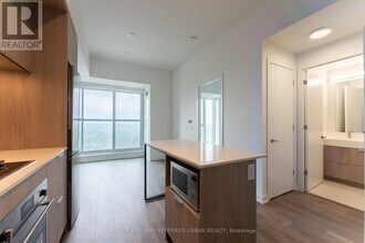 130 River St in Toronto, ON - Building Photo - Building Photo
