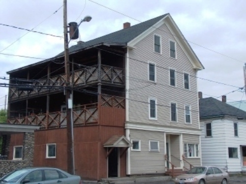 8 Parsons St in Colebrook, NH - Building Photo - Building Photo