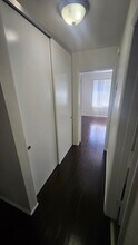 11030 Moorpark St, Unit B6 in Los Angeles, CA - Foto de edificio - Building Photo