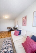 393 W Broadway in Boston, MA - Building Photo - Building Photo