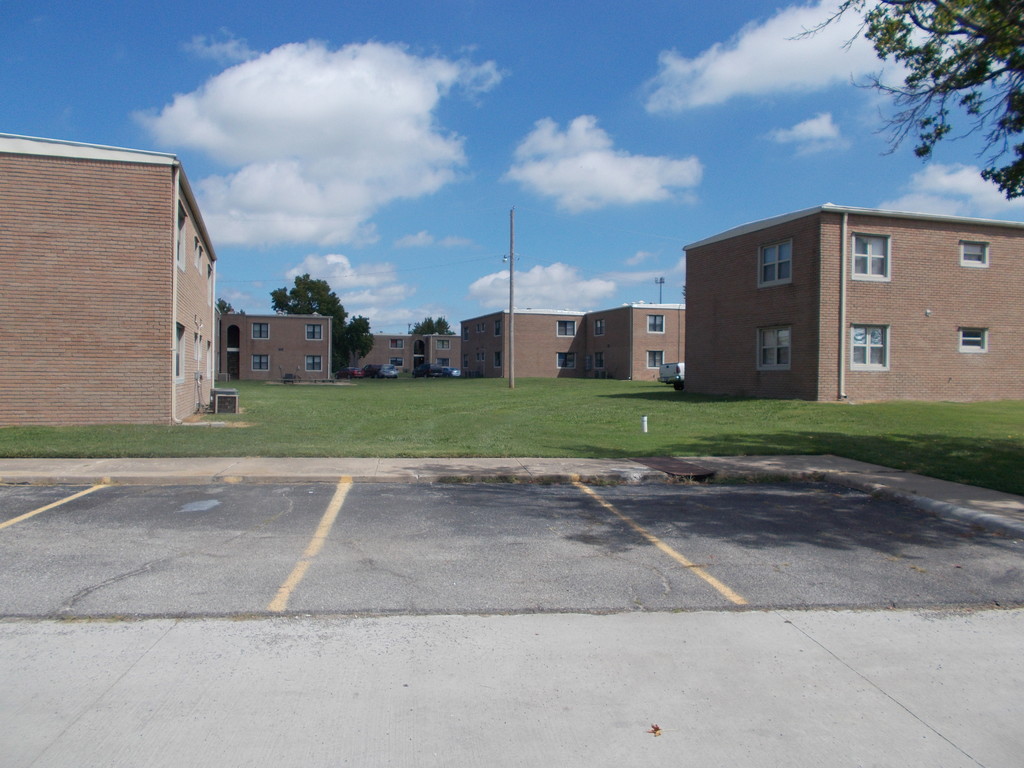 Chisholm Trail Apartments Miami, OK Apartments For Rent