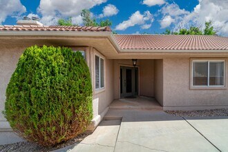 984 Larkspur Rd in Saint George, UT - Building Photo - Building Photo