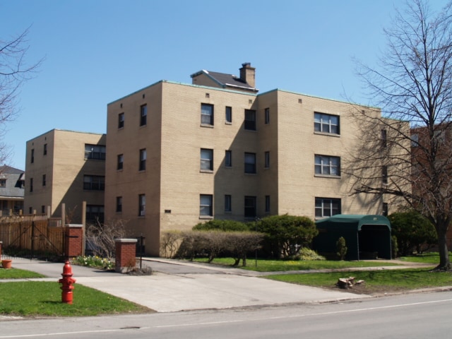 277 Linwood Ave in Buffalo, NY - Foto de edificio - Building Photo