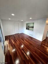 4605 Birchwood Ct in North Brunswick, NJ - Building Photo - Building Photo