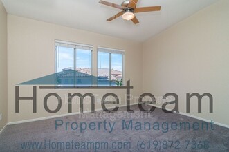 10922 Ivy Hill Dr in San Diego, CA - Foto de edificio - Building Photo