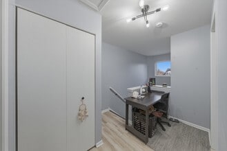 541 Heritage Dr in Oswego, IL - Building Photo - Building Photo