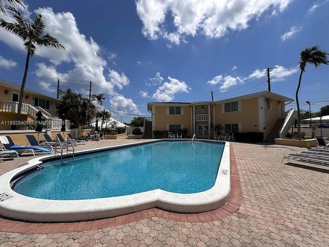 5800 NE 22nd Way, Unit 508 in Fort Lauderdale, FL - Foto de edificio - Building Photo