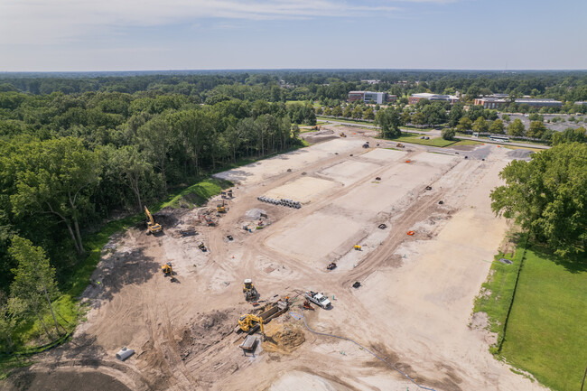 Woodland Park in Portsmouth, VA - Building Photo - Building Photo