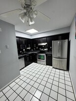 283 Sassafras Ct, Unit 283 Sassafras Ct in Warrington, PA - Building Photo