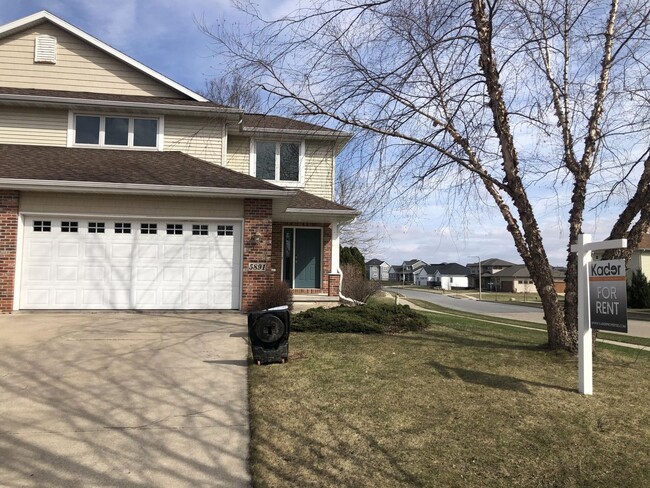 property at 5891 Holscher Rd