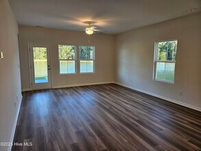 76 Cobbler Wy in Hampstead, NC - Building Photo - Building Photo