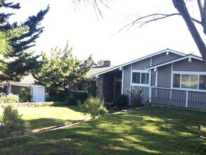 20427 Hunter's Hill Rd in San Jose, CA - Building Photo - Building Photo