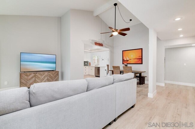 1955 Village Wood Rd in Encinitas, CA - Building Photo - Building Photo