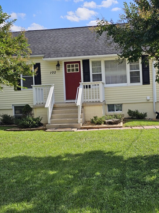 102 Cooke St in Ranson, WV - Building Photo