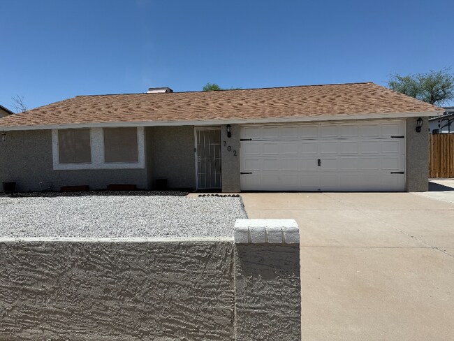702 N 1st St in Avondale, AZ - Building Photo - Building Photo