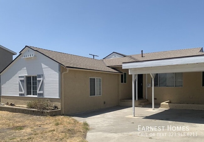 11265 De Haven Ave in Los Angeles, CA - Building Photo - Building Photo