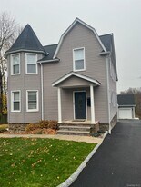 57 N Main St in Pearl River, NY - Building Photo