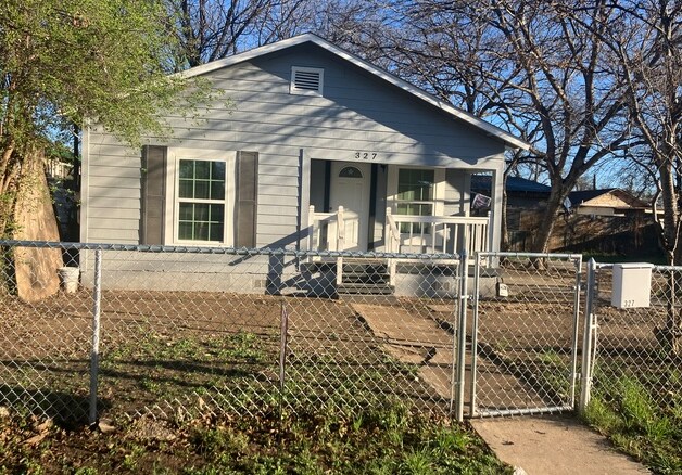 327 Huerta St in San Antonio, TX - Building Photo