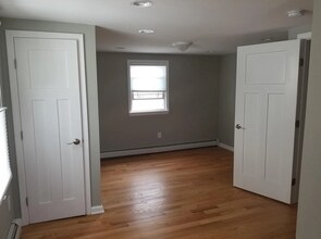 42 South St, Unit 2 in Madison, NJ - Building Photo - Building Photo