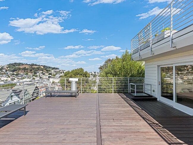 property at 685 Noe St