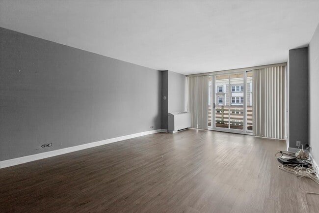 property at 5601 N Sheridan Rd
