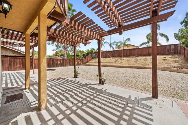 property at 32440 Beechwood Ln