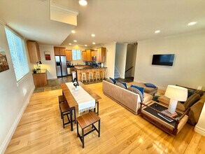 625 E 200 S in Salt Lake City, UT - Building Photo - Building Photo