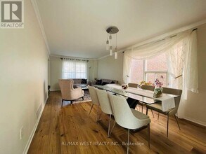 106 O'Connor Crescent in Richmond Hill, ON - Building Photo - Building Photo