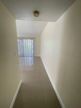 1500 Crescent Cir in Lake Park, FL - Building Photo - Building Photo