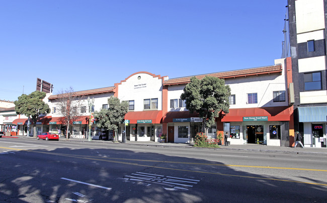 Fruitvale Center in Oakland, CA - Foto de edificio - Building Photo