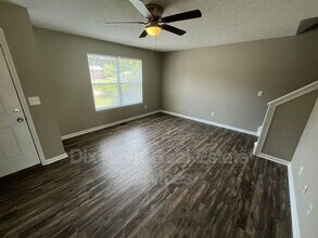 265 Ihle Dr in Cincinnati, OH - Building Photo - Building Photo