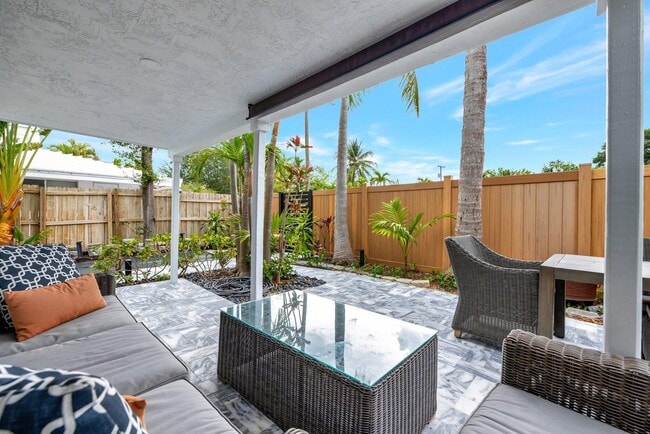 1215 NE 14th Ave in Fort Lauderdale, FL - Building Photo - Building Photo
